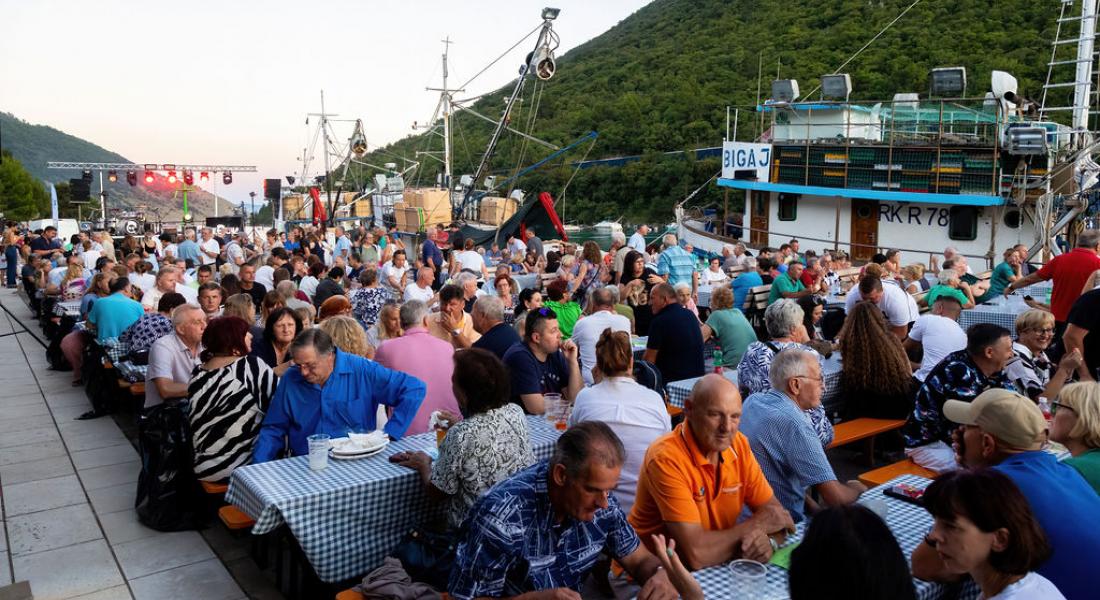 More, glazba i miris ribe - uspješno održana ribarska fešta na Porte
